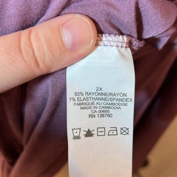 Size 2X Penningtons, plum coloured long sleeve T-shirt - Picture 2 of 3